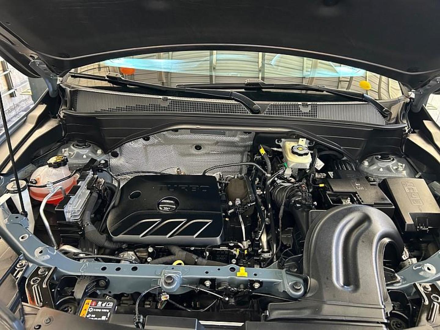 2021 GRAY Chevrolet Trailblazer (KL79MPSL0MB) , Automatic CVT transmission, located at 412 Auto Vista Drive, Palmdale, 93551, (661) 945-0620, 34.592636, -118.136681 - Photo#4