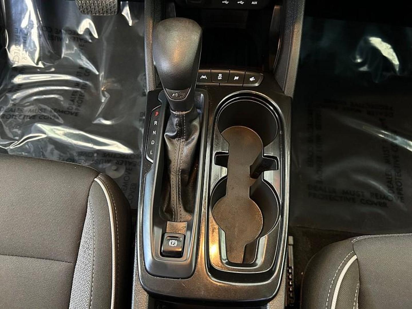 2021 GRAY Chevrolet Trailblazer (KL79MPSL0MB) , Automatic CVT transmission, located at 412 Auto Vista Drive, Palmdale, 93551, (661) 945-0620, 34.592636, -118.136681 - Photo#6