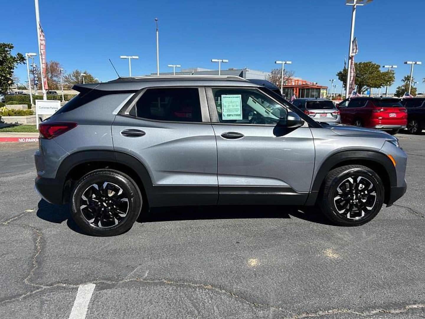 2021 GRAY Chevrolet Trailblazer (KL79MPSL0MB) , Automatic CVT transmission, located at 412 Auto Vista Drive, Palmdale, 93551, (661) 945-0620, 34.592636, -118.136681 - Photo#21