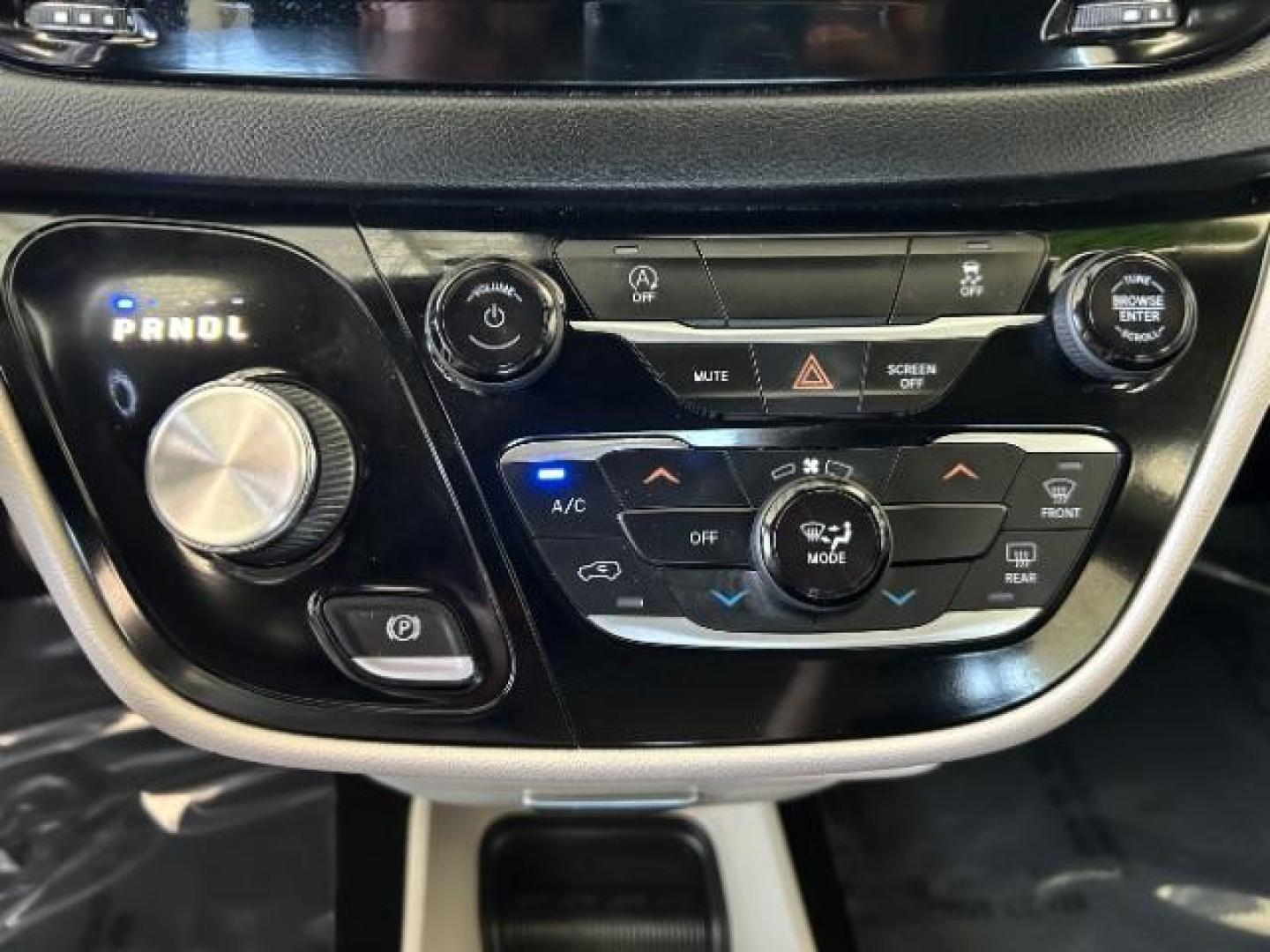 2021 GRAY Chrysler Voyager (2C4RC1DG7MR) with an V6 3.6 Liter engine, Automatic 9-Spd transmission, located at 412 Auto Vista Drive, Palmdale, 93551, (661) 945-0620, 34.592636, -118.136681 - Photo#20