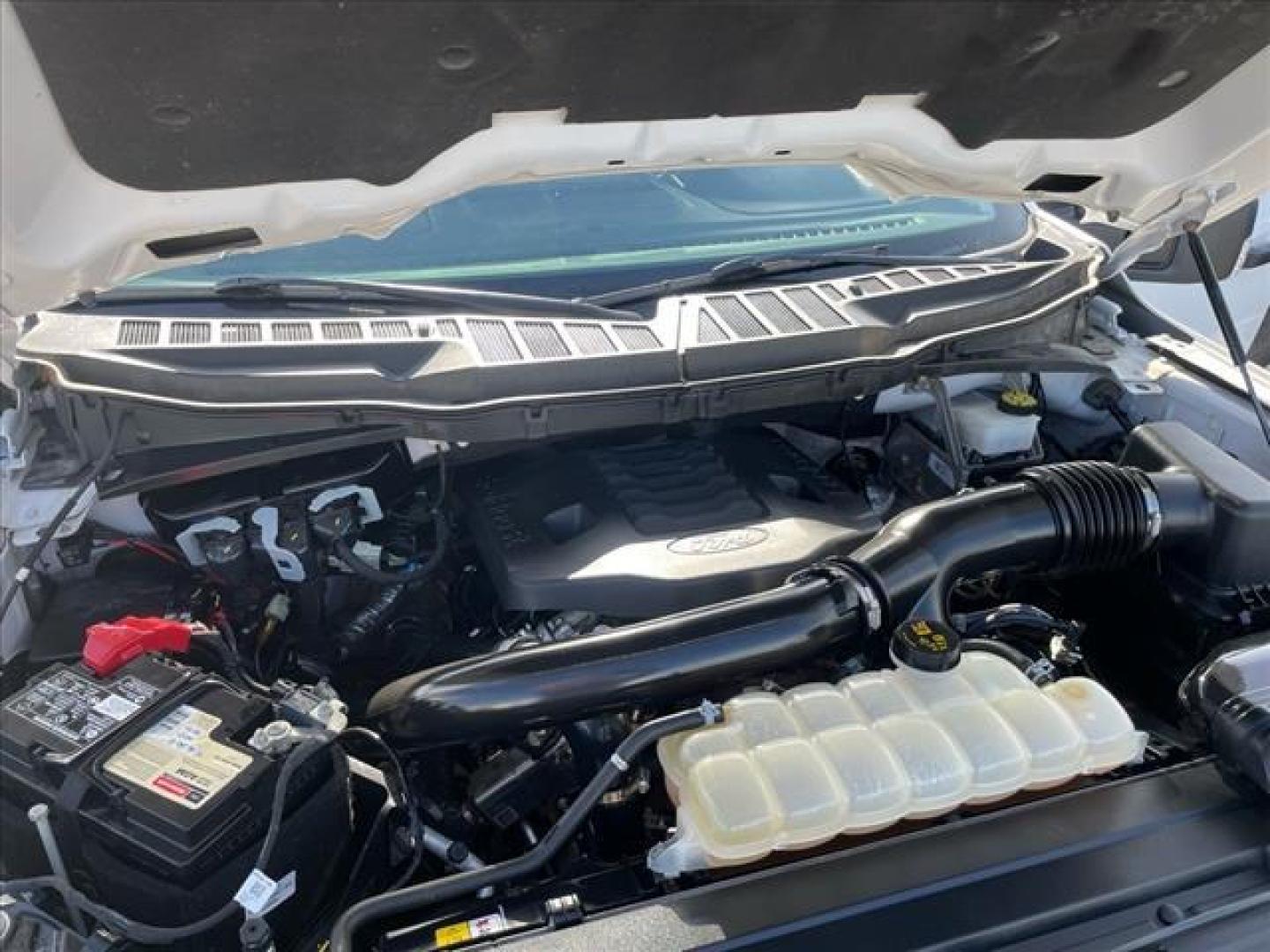 2021 Oxford White Ford F-150 XLT (1FTFW1E88MF) with an 3.5L EcoBoost 3.5L Twin Turbo V6 400hp 500ft. lbs. Direct Injection engine, 10-Speed Shiftable Automatic transmission, located at 800 Riverside Ave, Roseville, CA, 95678, 916-773-4549 & Toll Free: 866-719-4393, 38.732265, -121.291039 - SUPERCREW 4X4 ECOBOOST XLT ONE OWNER SERVICE RECORDS ON CLEAN CARFAX - Photo#16