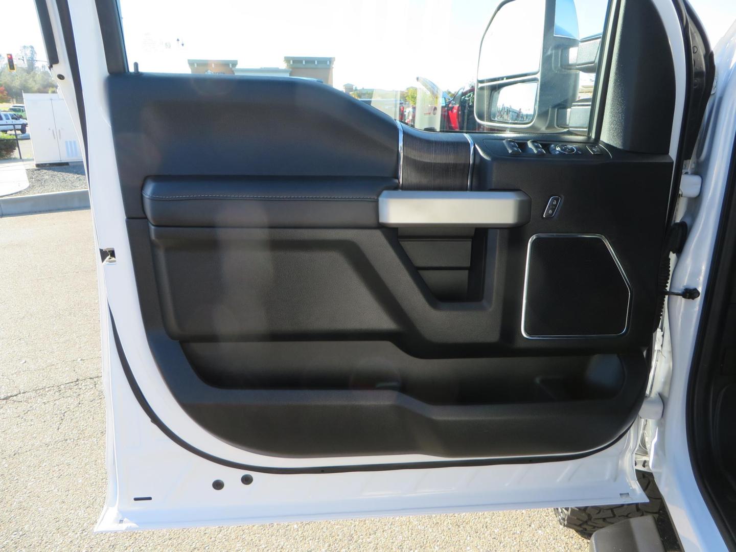 2021 White /BLACK Ford F-250 SD Lariat Crew Cab 4WD (1FT7W2BTXME) with an 6.7L V8 OHV 16V DIESEL engine, 6A transmission, located at 2630 Grass Valley Highway, Auburn, CA, 95603, (530) 508-5100, 38.937893, -121.095482 - Features a BDS level kit with Fox 2.0 shocks, 35" Toyo Open Country RT trail tires, 18" KMC IMS wheels, Weathertech Bug deflector and floor liners. - Photo#18