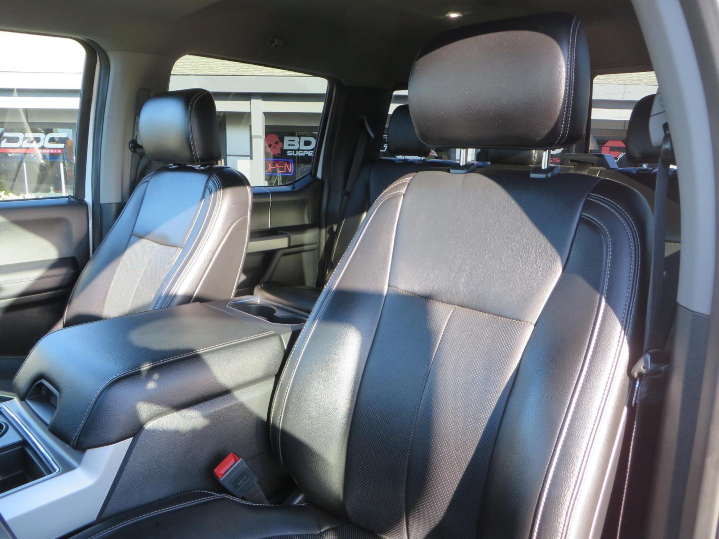 2021 White /BLACK Ford F-250 SD Lariat Crew Cab 4WD (1FT7W2BTXME) with an 6.7L V8 OHV 16V DIESEL engine, 6A transmission, located at 2630 Grass Valley Highway, Auburn, CA, 95603, (530) 508-5100, 38.937893, -121.095482 - Features a BDS level kit with Fox 2.0 shocks, 35" Toyo Open Country RT trail tires, 18" KMC IMS wheels, Weathertech Bug deflector and floor liners. - Photo#21