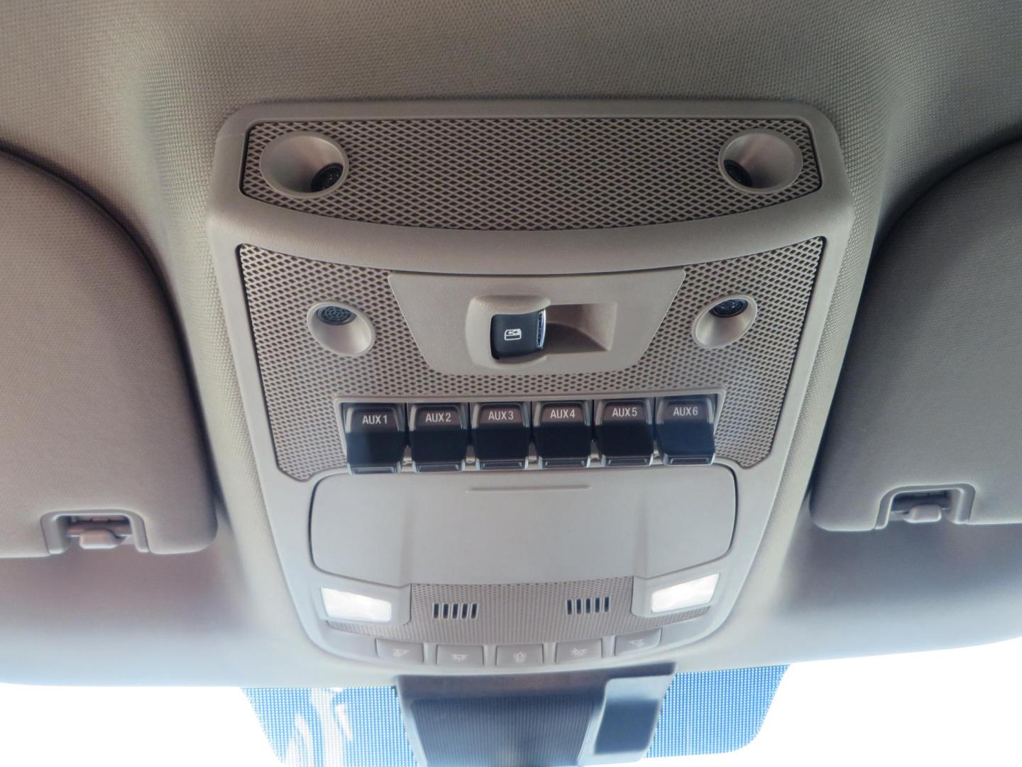 2021 White /BLACK Ford F-250 SD Lariat Crew Cab 4WD (1FT7W2BTXME) with an 6.7L V8 OHV 16V DIESEL engine, 6A transmission, located at 2630 Grass Valley Highway, Auburn, CA, 95603, (530) 508-5100, 38.937893, -121.095482 - Features a BDS level kit with Fox 2.0 shocks, 35" Toyo Open Country RT trail tires, 18" KMC IMS wheels, Weathertech Bug deflector and floor liners. - Photo#24