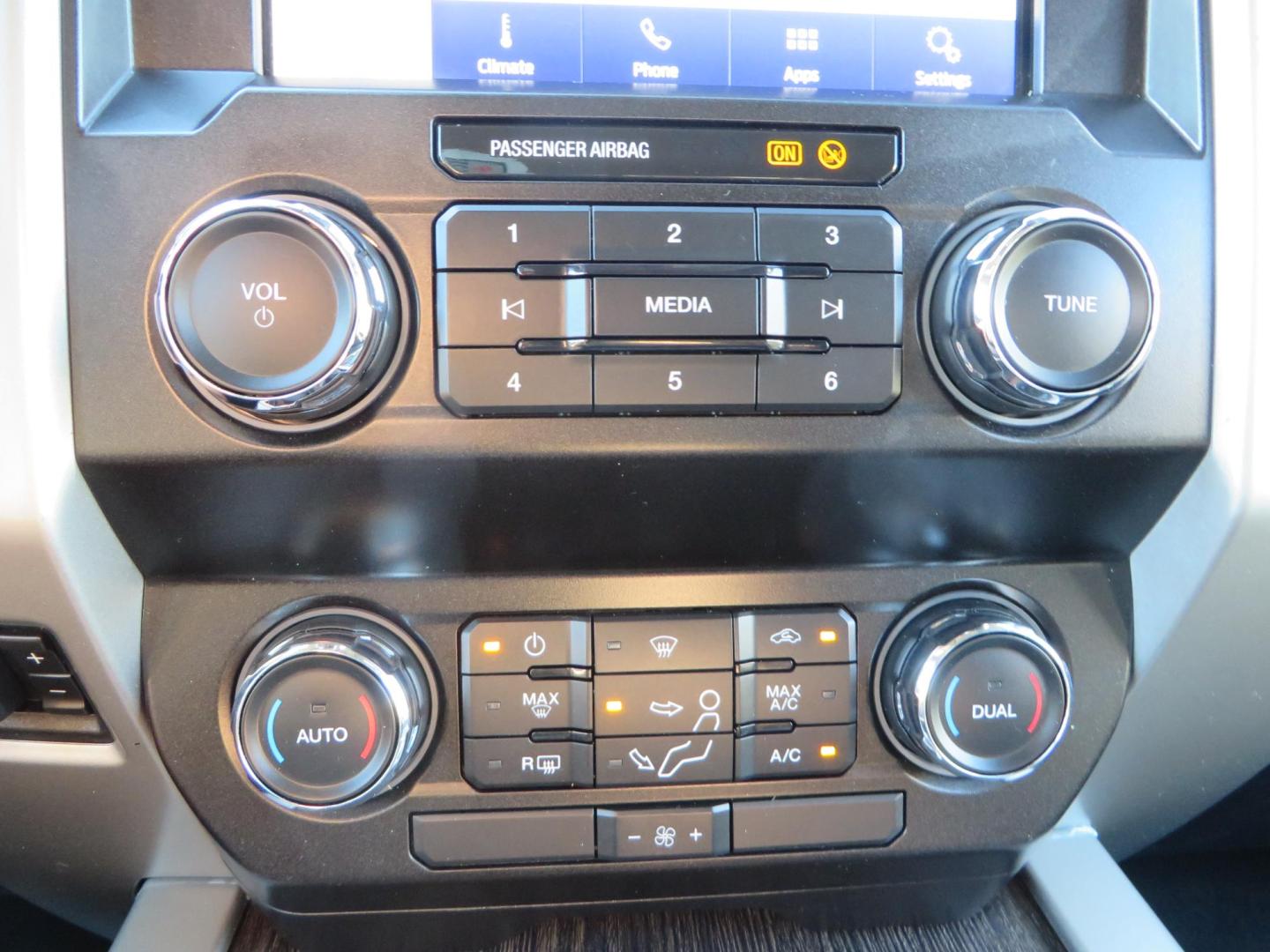 2021 White /BLACK Ford F-250 SD Lariat Crew Cab 4WD (1FT7W2BTXME) with an 6.7L V8 OHV 16V DIESEL engine, 6A transmission, located at 2630 Grass Valley Highway, Auburn, CA, 95603, (530) 508-5100, 38.937893, -121.095482 - Features a BDS level kit with Fox 2.0 shocks, 35" Toyo Open Country RT trail tires, 18" KMC IMS wheels, Weathertech Bug deflector and floor liners. - Photo#30