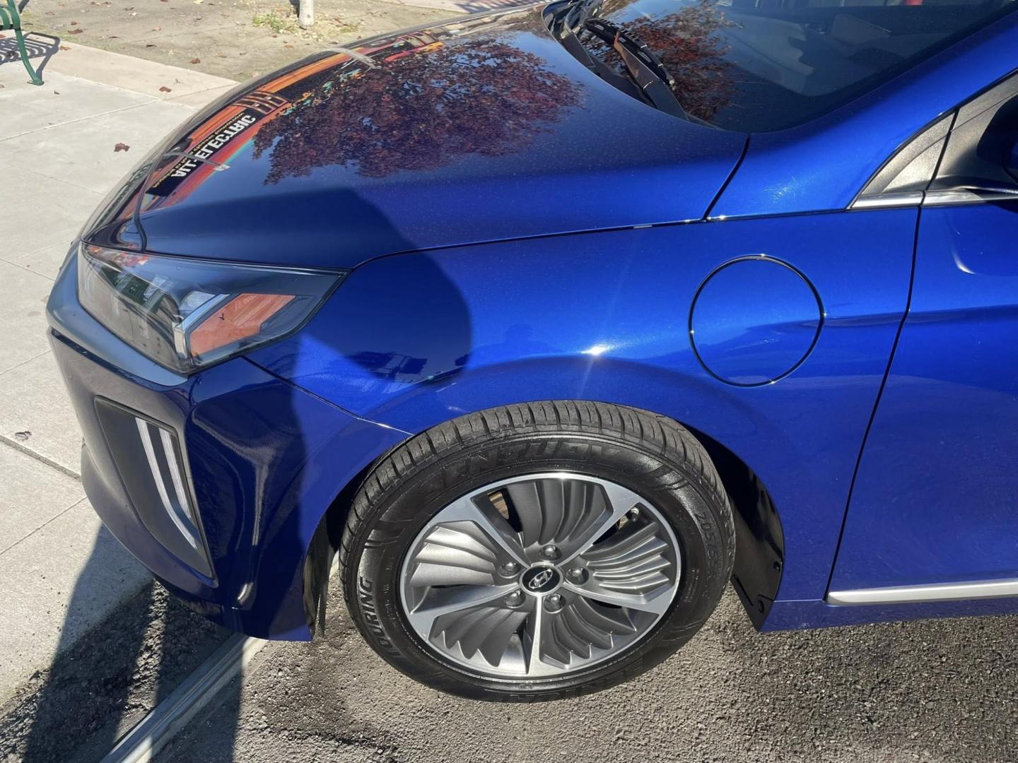 2021 Hyundai Ioniq Plug-In Hybrid SEL (KMHC75LD5MU) with an 1.6L L4 DOHC 16V HYBRID engine, 6A transmission, located at 744 E Miner Ave, Stockton, CA, 95202, (209) 944-5770, 37.956863, -121.282082 - PLUS TAXES AND FEES- Photo#4