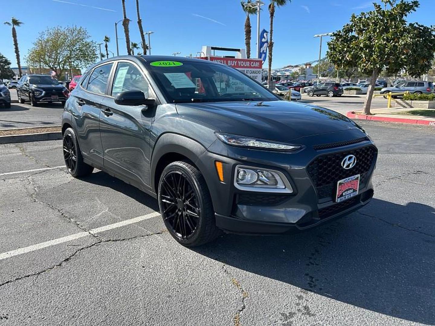 2021 GRAY Hyundai Kona (KM8K12AA7MU) with an 4-Cyl 2.0 Liter engine, Automatic 6-Spd w/Shiftronic transmission, located at 412 Auto Vista Drive, Palmdale, 93551, (661) 945-0620, 34.592636, -118.136681 - Photo#0