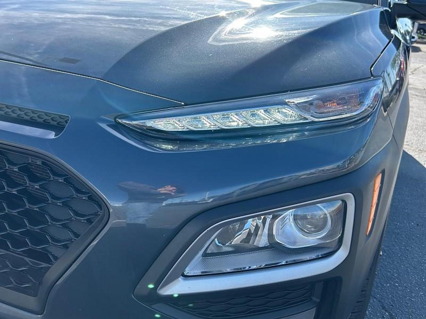 2021 GRAY Hyundai Kona (KM8K12AA7MU) with an 4-Cyl 2.0 Liter engine, Automatic 6-Spd w/Shiftronic transmission, located at 412 Auto Vista Drive, Palmdale, 93551, (661) 945-0620, 34.592636, -118.136681 - Photo#9