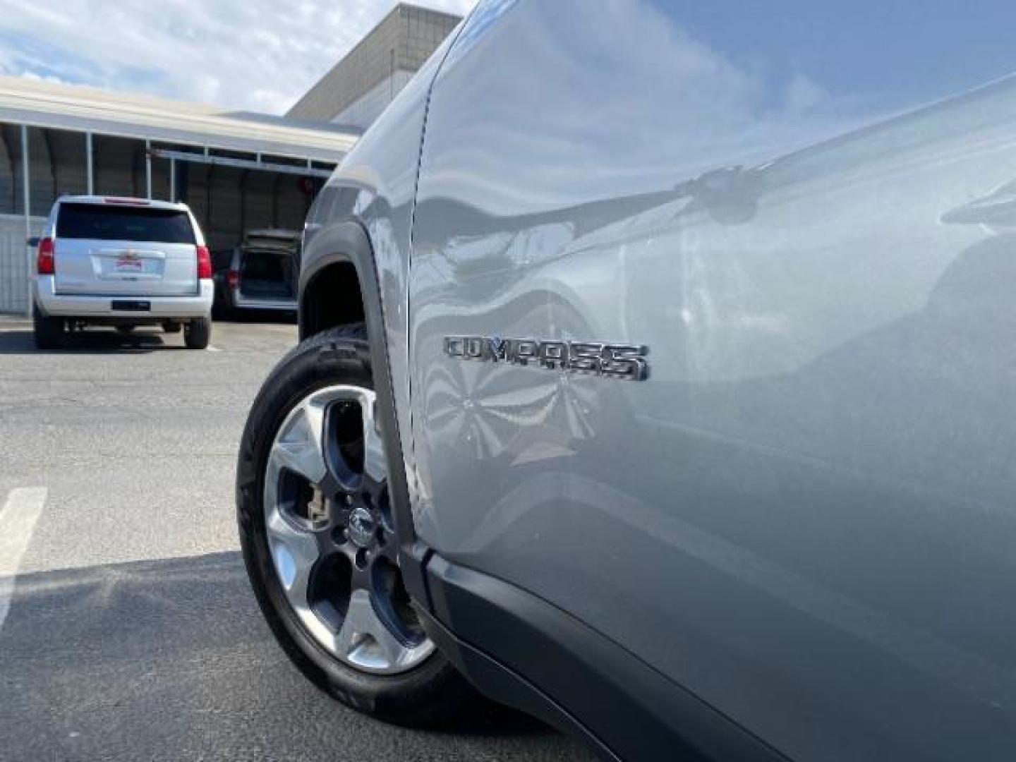2021 SILVER Jeep Compass (3C4NJDCB6MT) with an 4-Cyl MultiAir PZEV 2.4 Liter engine, Automatic 9-Spd transmission, located at 412 Auto Vista Drive, Palmdale, 93551, (661) 945-0620, 34.592636, -118.136681 - Photo#11