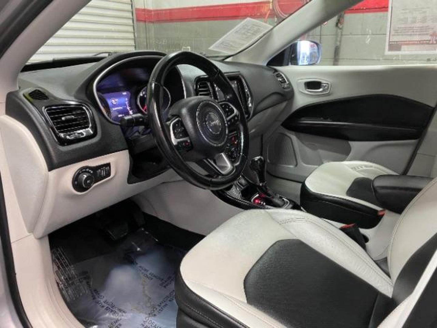 2021 SILVER Jeep Compass (3C4NJDCB6MT) with an 4-Cyl MultiAir PZEV 2.4 Liter engine, Automatic 9-Spd transmission, located at 412 Auto Vista Drive, Palmdale, 93551, (661) 945-0620, 34.592636, -118.136681 - Photo#19