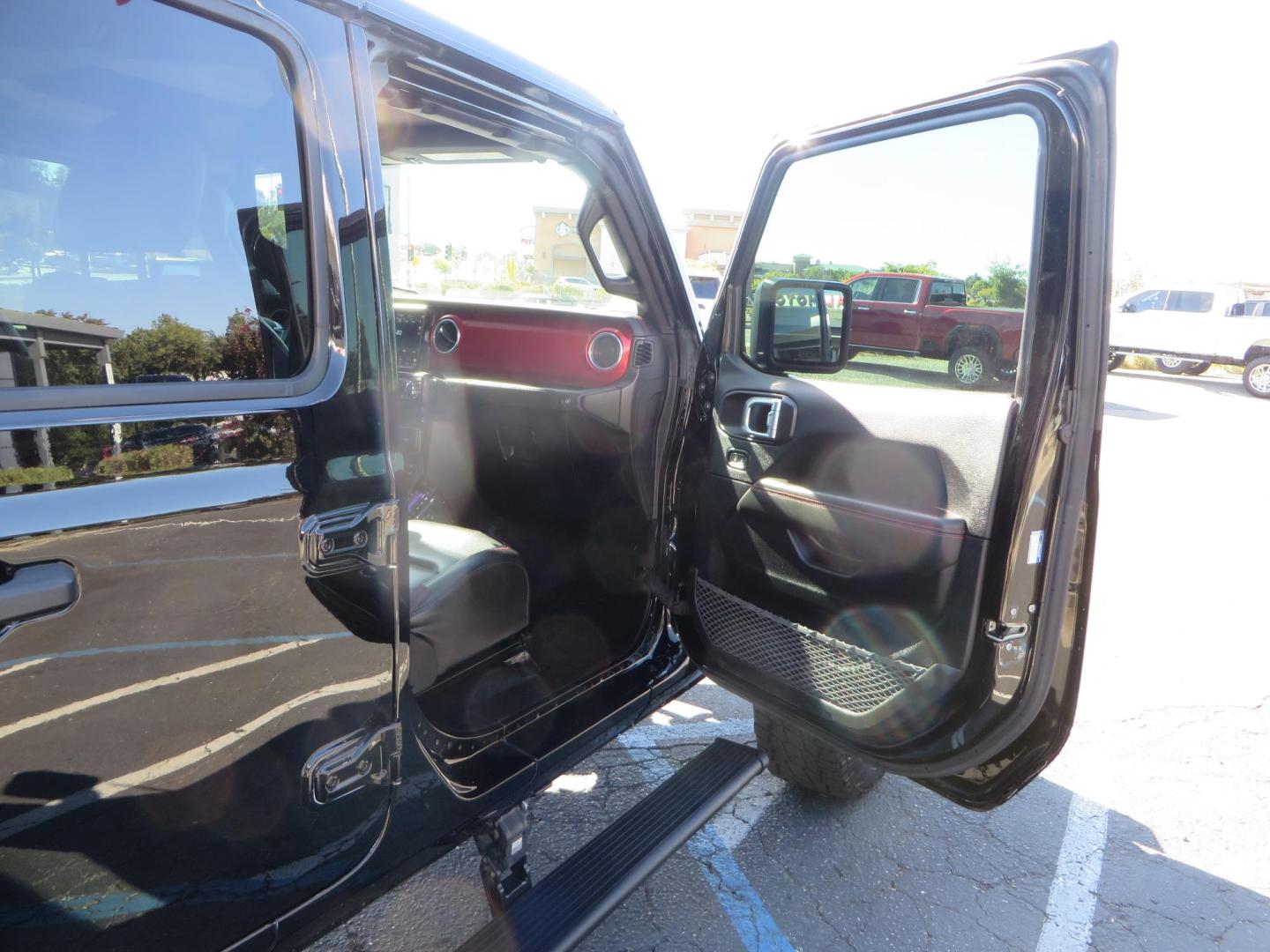 2021 BLACK /BLACK Jeep Gladiator Rubicon (1C6JJTBG1ML) with an 3.6L V6 DOHC 24V engine, automatic transmission, located at 2630 Grass Valley Highway, Auburn, CA, 95603, (530) 508-5100, 38.937893, -121.095482 - Mopar lifted Rubicon with Fox shocks, 17" Black Rhino Kelso wheels, 35" Nitto Terra Grappler G2 tires, AMP power steps, Rock Hard 4x4 front bumper, Warn Winch, 10" Rigid light bar, Bakflip MX4, and a Btech UV-5100 radio. - Photo#56