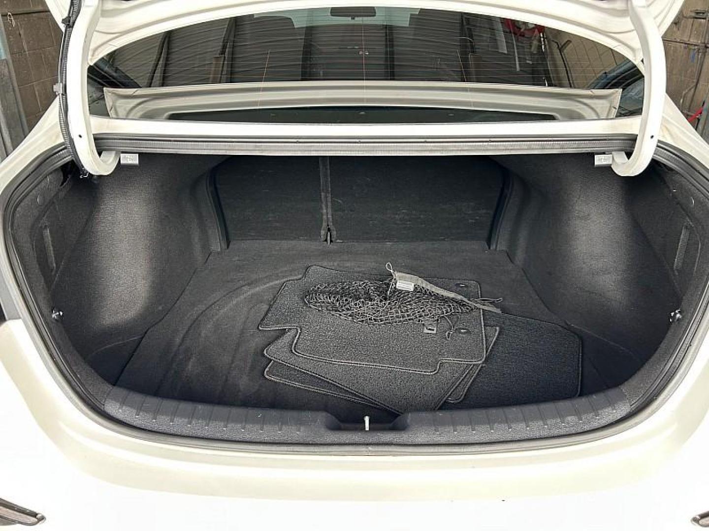 2021 WHITE Kia Forte (3KPF24AD1ME) with an 4-Cyl 2.0 Liter engine, Automatic IVT transmission, located at 412 Auto Vista Drive, Palmdale, 93551, (661) 945-0620, 34.592636, -118.136681 - Photo#20