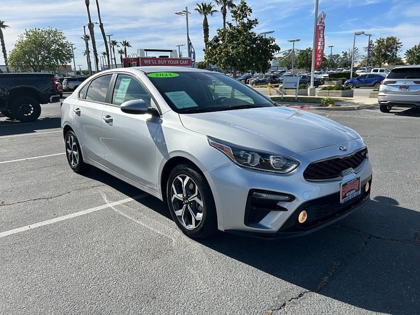 2021 GRAY Kia Forte (3KPF24AD5ME) with an 4-Cyl 2.0 Liter engine, Automatic IVT transmission, located at 412 Auto Vista Drive, Palmdale, 93551, (661) 945-0620, 34.592636, -118.136681- Photo#0