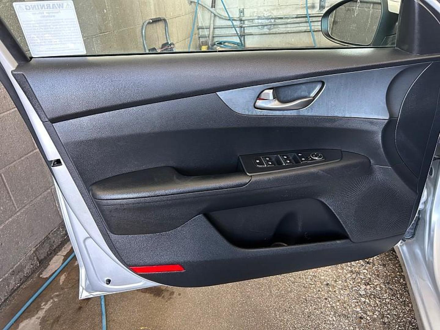 2021 GRAY Kia Forte (3KPF24AD5ME) with an 4-Cyl 2.0 Liter engine, Automatic IVT transmission, located at 412 Auto Vista Drive, Palmdale, 93551, (661) 945-0620, 34.592636, -118.136681- Photo#18