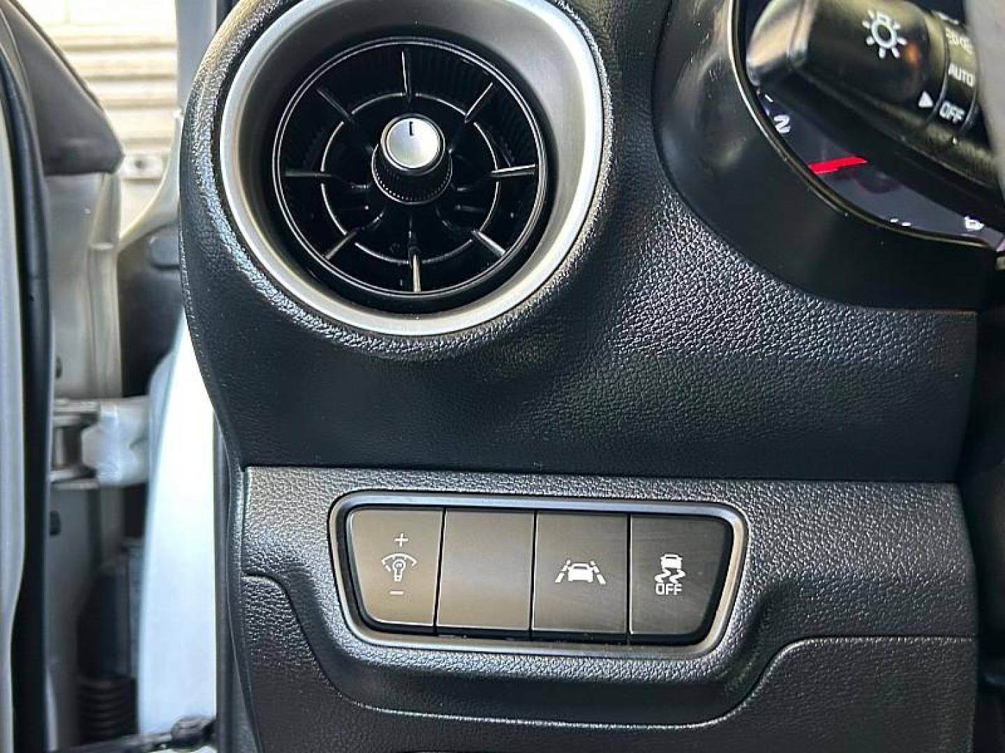 2021 GRAY Kia Forte (3KPF24AD5ME) with an 4-Cyl 2.0 Liter engine, Automatic IVT transmission, located at 412 Auto Vista Drive, Palmdale, 93551, (661) 945-0620, 34.592636, -118.136681- Photo#26