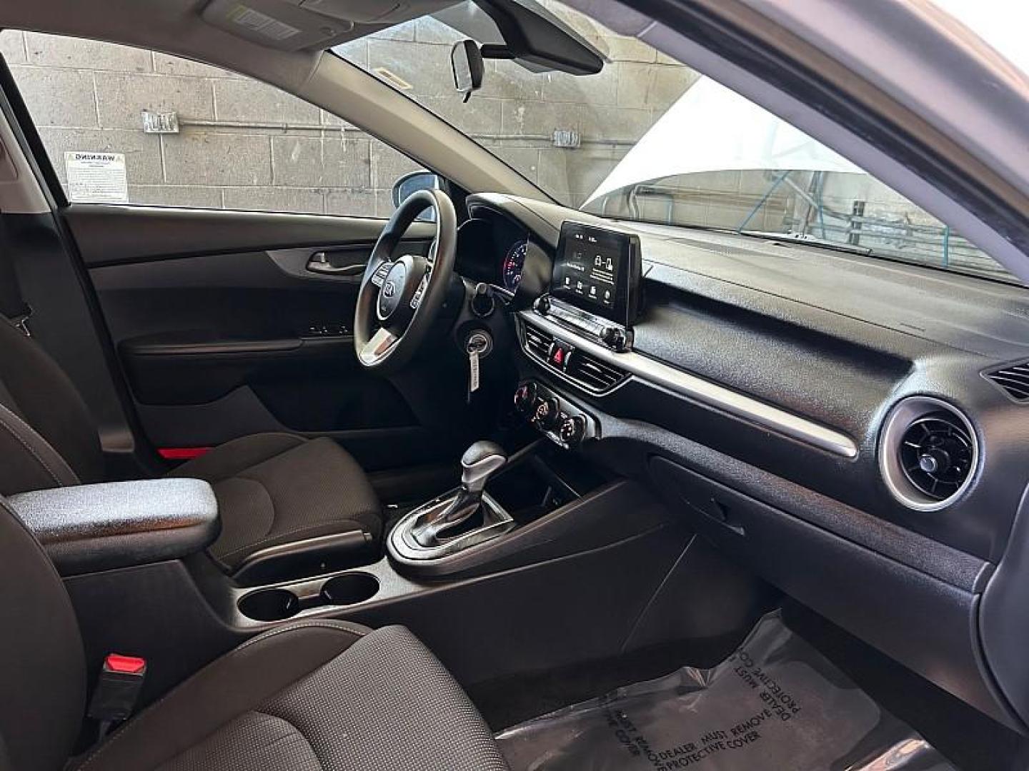 2021 GRAY Kia Forte (3KPF24AD5ME) with an 4-Cyl 2.0 Liter engine, Automatic IVT transmission, located at 412 Auto Vista Drive, Palmdale, 93551, (661) 945-0620, 34.592636, -118.136681- Photo#30
