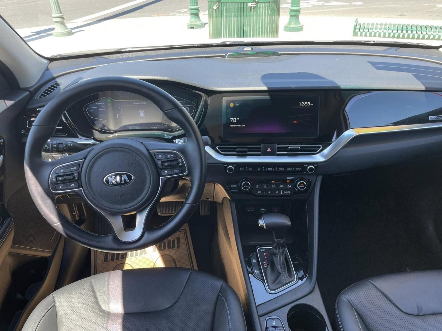 2021 Kia Niro Plug In Hybrid EX Premium (KNDCC3LDXM5) , 6A transmission, located at 744 E Miner Ave, Stockton, CA, 95202, (209) 944-5770, 37.956863, -121.282082 - PLUS TAXES AND FEES NO CHARGER AVAILABLE - Photo#9