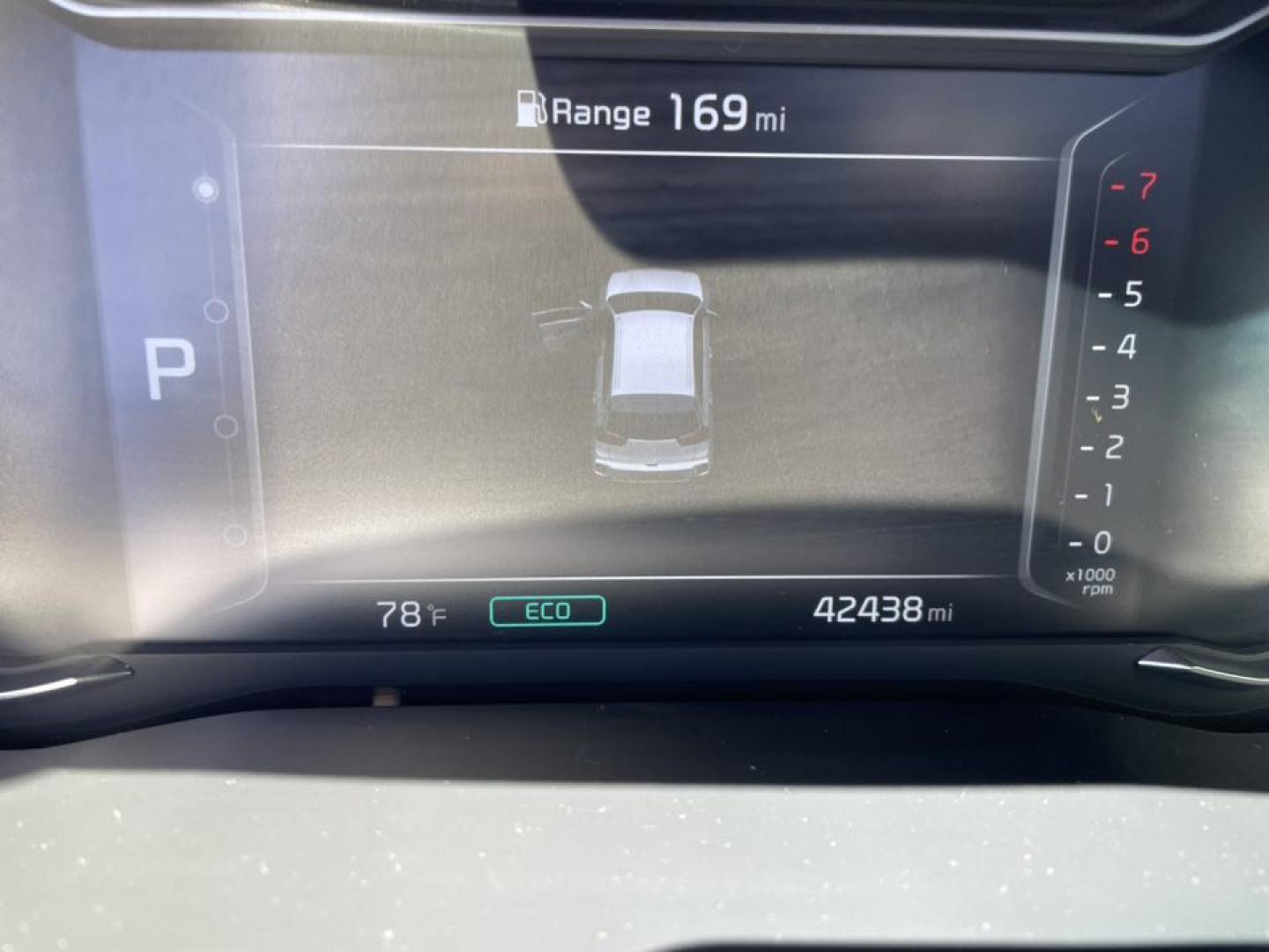 2021 Kia Niro Plug In Hybrid EX Premium (KNDCC3LDXM5) , 6A transmission, located at 744 E Miner Ave, Stockton, CA, 95202, (209) 944-5770, 37.956863, -121.282082 - PLUS TAXES AND FEES NO CHARGER AVAILABLE - Photo#15