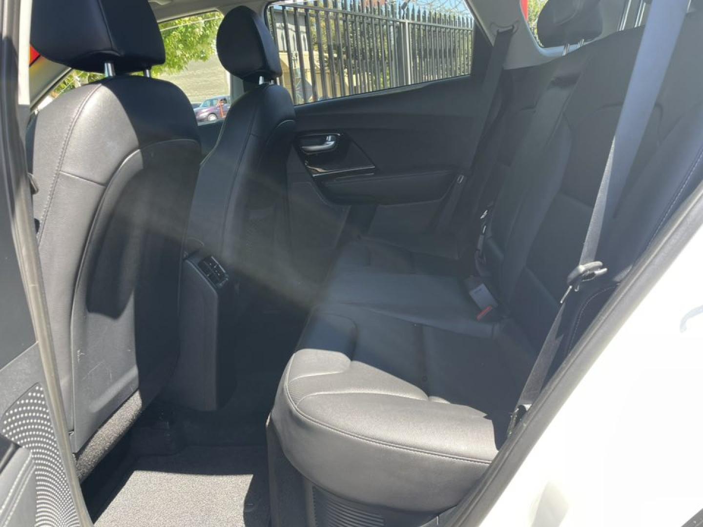 2021 Kia Niro Plug In Hybrid EX Premium (KNDCC3LDXM5) , 6A transmission, located at 744 E Miner Ave, Stockton, CA, 95202, (209) 944-5770, 37.956863, -121.282082 - PLUS TAXES AND FEES NO CHARGER AVAILABLE - Photo#11