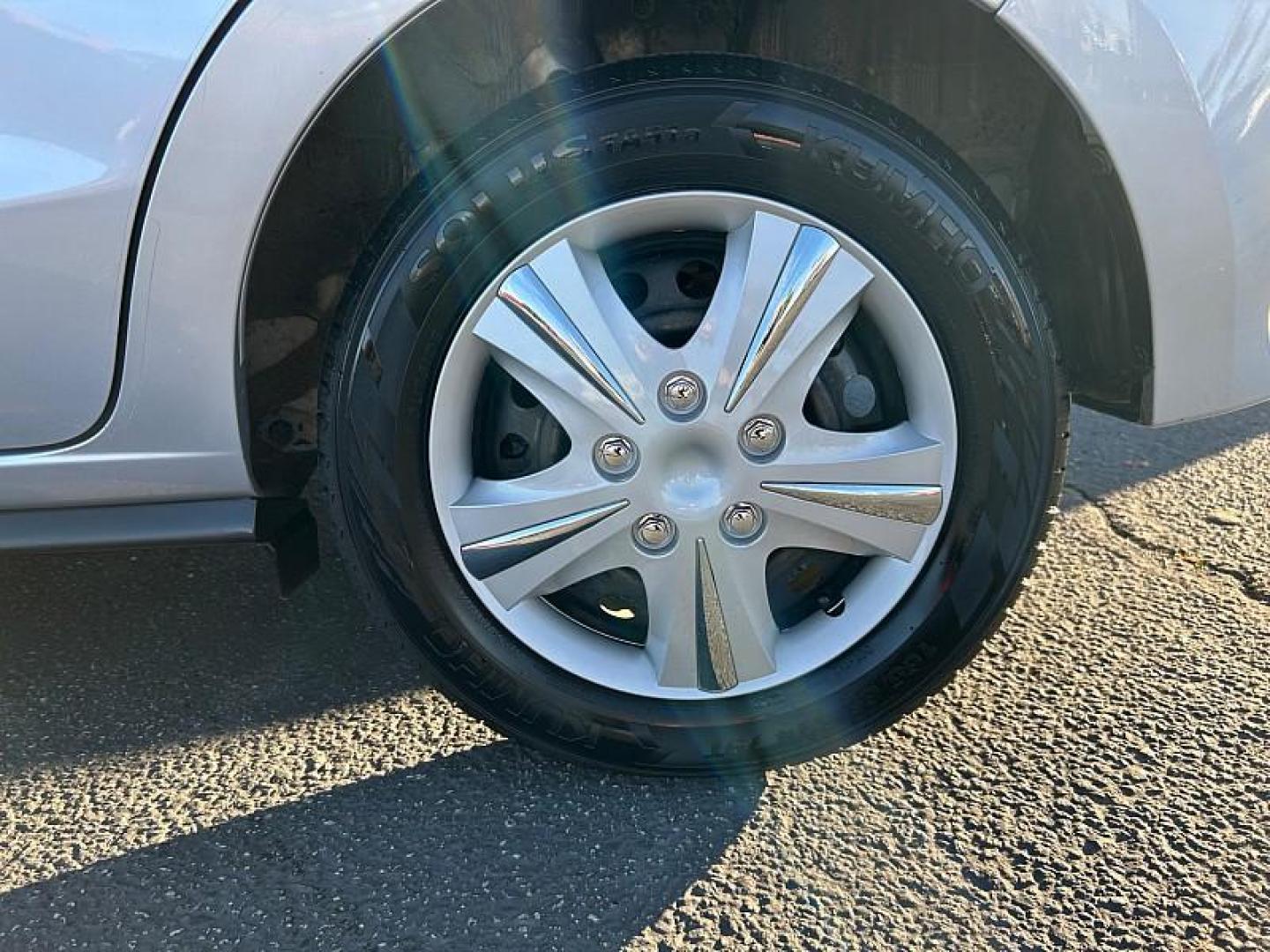 2021 SILVER MITSUBISHI MIRAGE (ML32AUHJ3MH) , located at 412 Auto Vista Drive, Palmdale, 93551, (661) 945-0620, 34.592636, -118.136681 - Photo#11