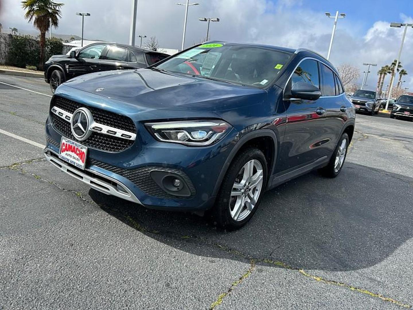 2021 BLUE Mercedes-Benz GLA (W1N4N4GB6MJ) with an 4-Cyl Turbo 2.0 Liter engine, Automatic 8-Spd DCT transmission, located at 412 Auto Vista Drive, Palmdale, 93551, (661) 945-0620, 34.592636, -118.136681 - Photo#2