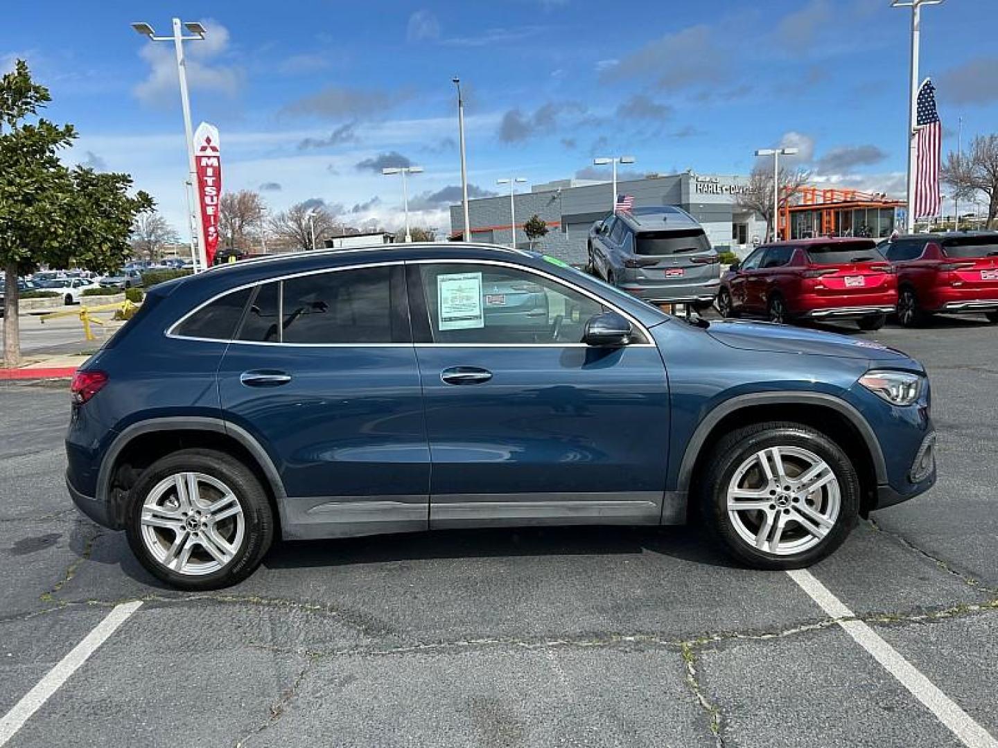 2021 BLUE Mercedes-Benz GLA (W1N4N4GB6MJ) with an 4-Cyl Turbo 2.0 Liter engine, Automatic 8-Spd DCT transmission, located at 412 Auto Vista Drive, Palmdale, 93551, (661) 945-0620, 34.592636, -118.136681 - Photo#5