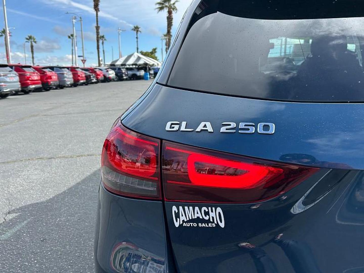 2021 BLUE Mercedes-Benz GLA (W1N4N4GB6MJ) with an 4-Cyl Turbo 2.0 Liter engine, Automatic 8-Spd DCT transmission, located at 412 Auto Vista Drive, Palmdale, 93551, (661) 945-0620, 34.592636, -118.136681 - Photo#10