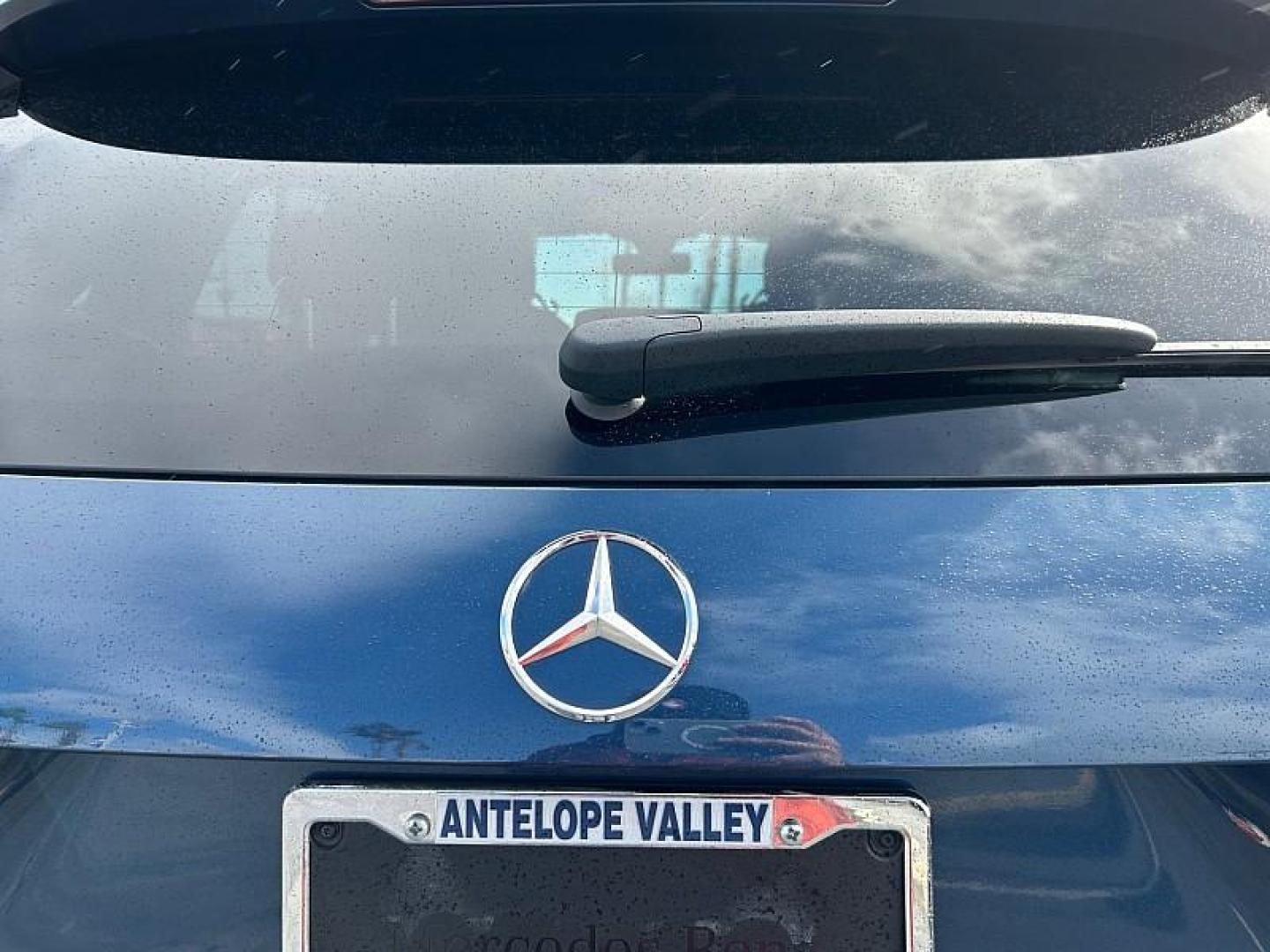 2021 BLUE Mercedes-Benz GLA (W1N4N4GB6MJ) with an 4-Cyl Turbo 2.0 Liter engine, Automatic 8-Spd DCT transmission, located at 412 Auto Vista Drive, Palmdale, 93551, (661) 945-0620, 34.592636, -118.136681 - Photo#15