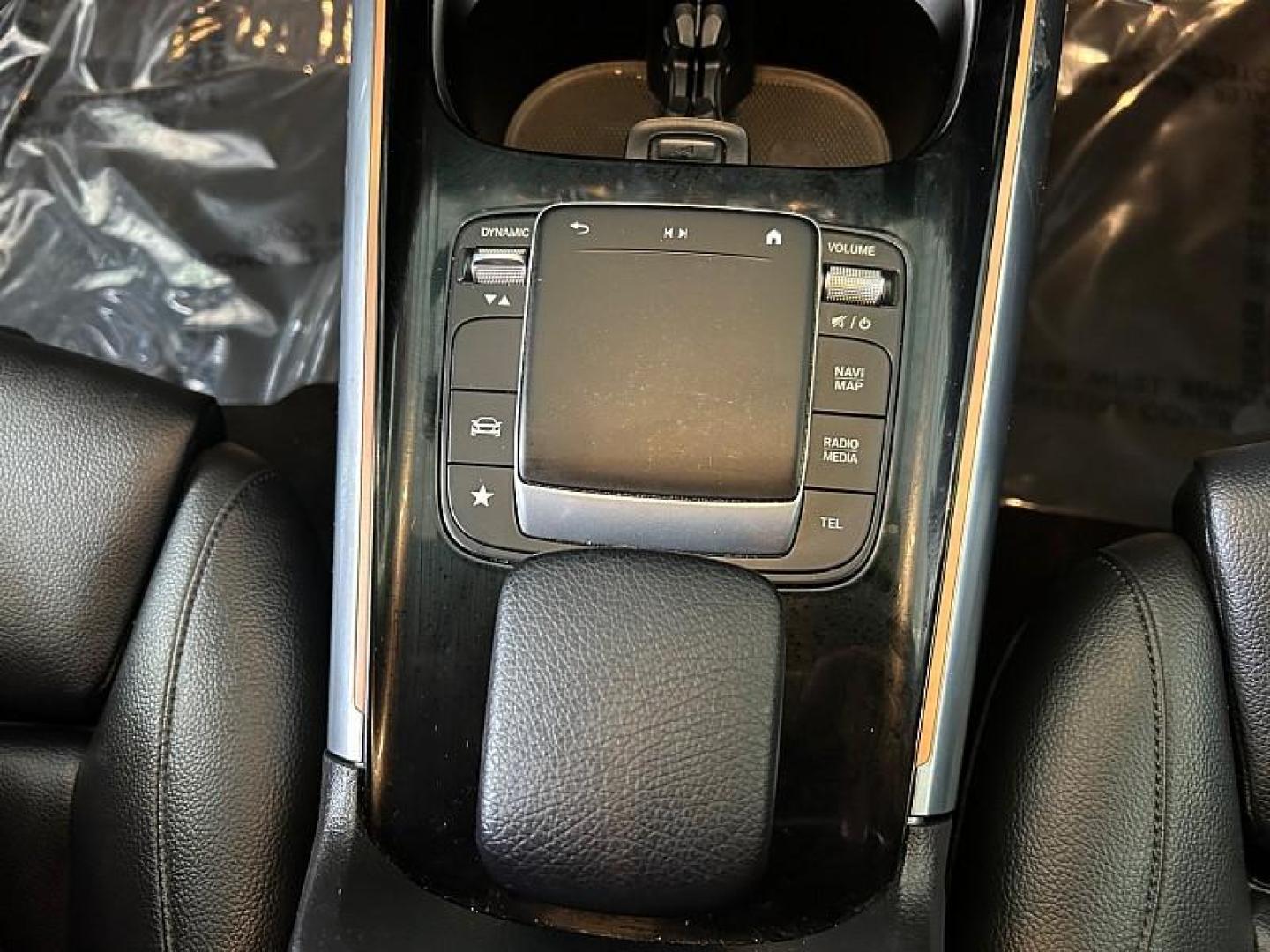 2021 BLUE Mercedes-Benz GLA (W1N4N4GB6MJ) with an 4-Cyl Turbo 2.0 Liter engine, Automatic 8-Spd DCT transmission, located at 412 Auto Vista Drive, Palmdale, 93551, (661) 945-0620, 34.592636, -118.136681 - Photo#20