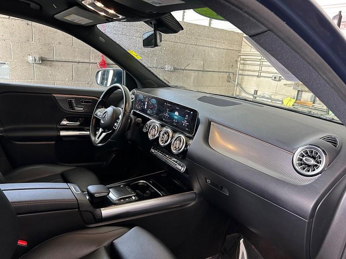2021 BLUE Mercedes-Benz GLA (W1N4N4GB6MJ) with an 4-Cyl Turbo 2.0 Liter engine, Automatic 8-Spd DCT transmission, located at 412 Auto Vista Drive, Palmdale, 93551, (661) 945-0620, 34.592636, -118.136681 - Photo#25
