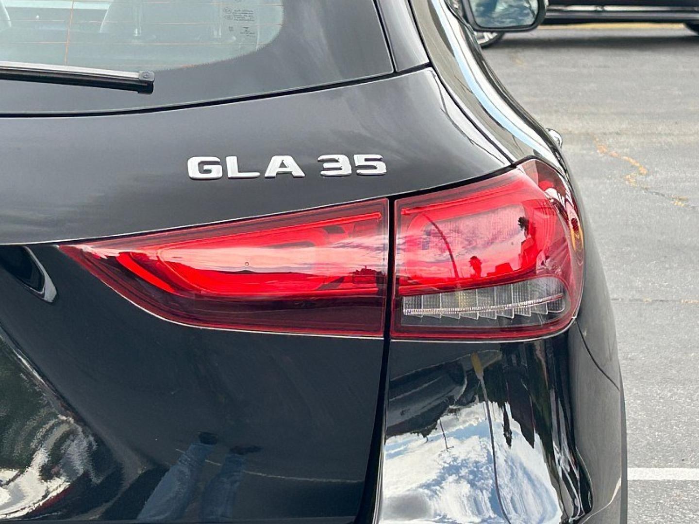 2021 BLACK Mercedes-Benz GLA (W1N4N5BB7MJ) with an 4-Cyl Turbo 2.0 Liter engine, Automatic 8-Spd DCT transmission, located at 412 Auto Vista Drive, Palmdale, 93551, (661) 945-0620, 34.592636, -118.136681- Photo#15