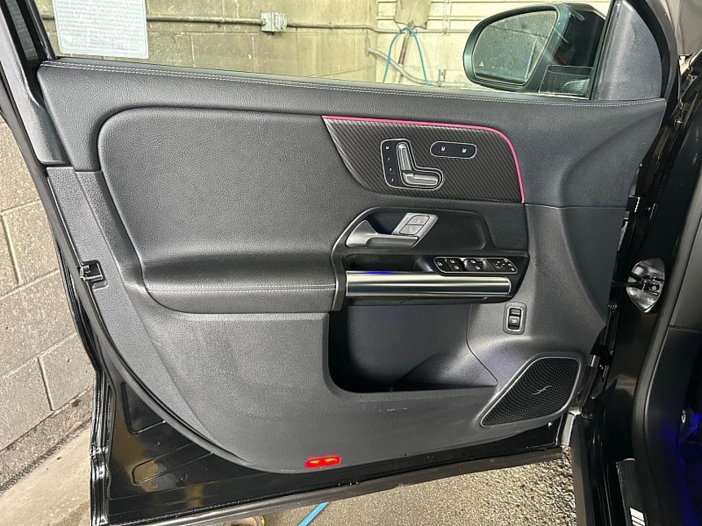 2021 BLACK Mercedes-Benz GLA (W1N4N5BB7MJ) with an 4-Cyl Turbo 2.0 Liter engine, Automatic 8-Spd DCT transmission, located at 412 Auto Vista Drive, Palmdale, 93551, (661) 945-0620, 34.592636, -118.136681- Photo#19