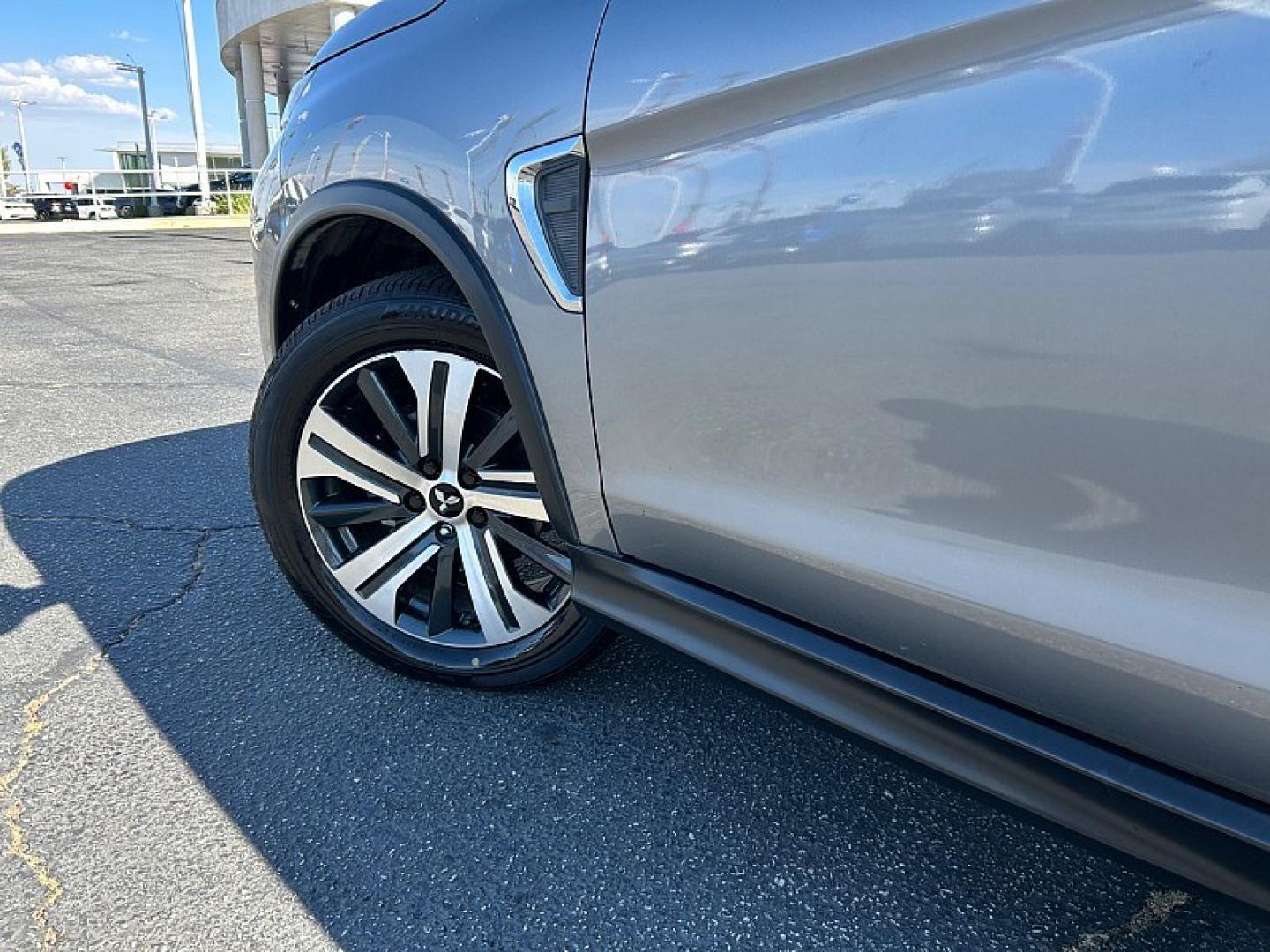 2021 Gray Mitsubishi Outlander Sport (JA4APVAU3MU) with an 4-Cyl 2.0 Liter engine, Automatic CVT transmission, located at 412 Auto Vista Drive, Palmdale, 93551, (661) 945-0620, 34.592636, -118.136681- Photo#8