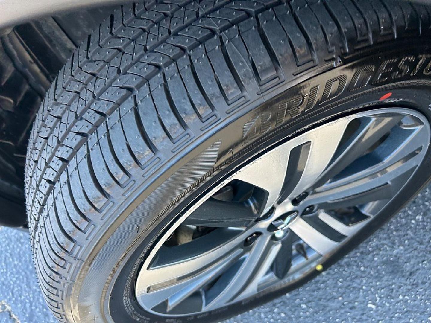 2021 Gray Mitsubishi Outlander Sport (JA4APVAU3MU) with an 4-Cyl 2.0 Liter engine, Automatic CVT transmission, located at 412 Auto Vista Drive, Palmdale, 93551, (661) 945-0620, 34.592636, -118.136681- Photo#12