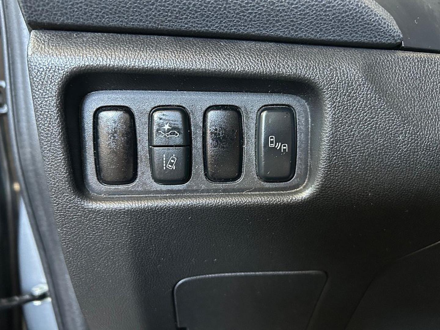 2021 Gray Mitsubishi Outlander Sport (JA4APVAU3MU) with an 4-Cyl 2.0 Liter engine, Automatic CVT transmission, located at 412 Auto Vista Drive, Palmdale, 93551, (661) 945-0620, 34.592636, -118.136681- Photo#25