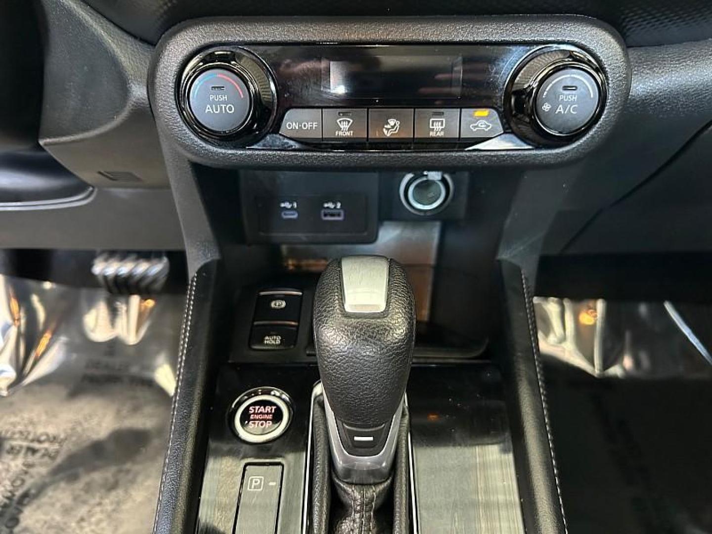 2021 WHITE Nissan Kicks (3N1CP5CV5ML) with an 4-Cyl 1.6 Liter engine, Automatic CVT w/Xtronic transmission, located at 412 Auto Vista Drive, Palmdale, 93551, (661) 945-0620, 34.592636, -118.136681- Photo#23