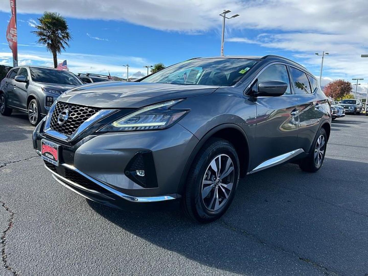 2021 GRAY Nissan Murano (5N1AZ2BJ9MC) with an V6 3.5 Liter engine, Automatic Xtronic CVT transmission, located at 412 Auto Vista Drive, Palmdale, 93551, (661) 945-0620, 34.592636, -118.136681 - Photo#4