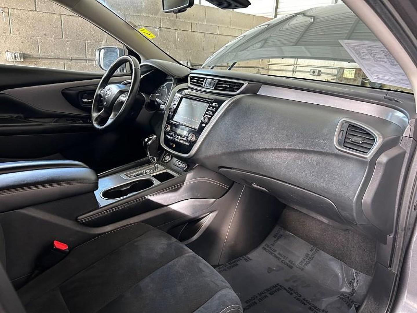 2021 GRAY Nissan Murano (5N1AZ2BJ9MC) with an V6 3.5 Liter engine, Automatic Xtronic CVT transmission, located at 412 Auto Vista Drive, Palmdale, 93551, (661) 945-0620, 34.592636, -118.136681 - Photo#27