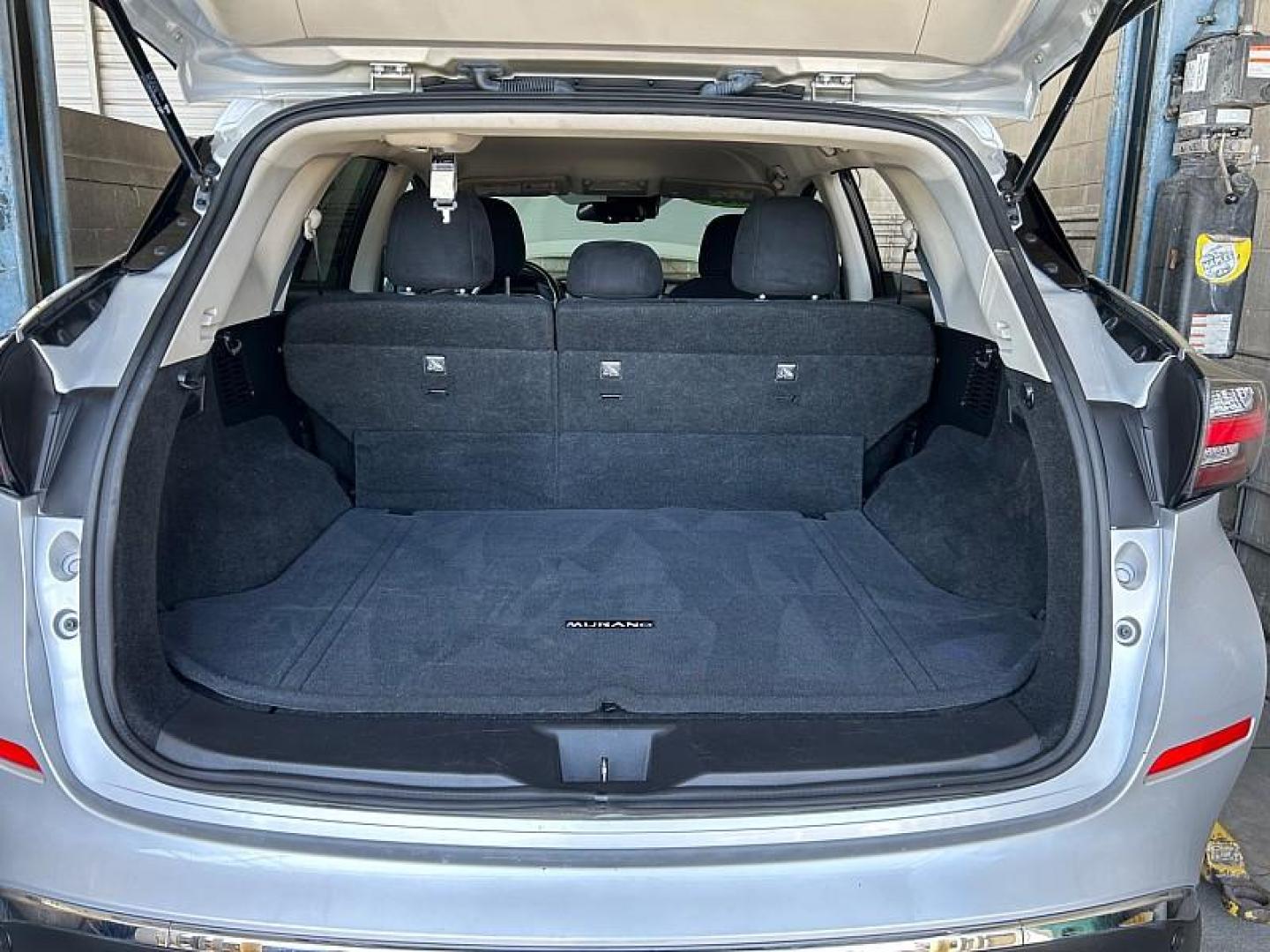 2021 SILVER Nissan Murano (5N1AZ2BJXMC) with an V6 3.5 Liter engine, Automatic Xtronic CVT transmission, located at 412 Auto Vista Drive, Palmdale, 93551, (661) 945-0620, 34.592636, -118.136681 - Photo#29