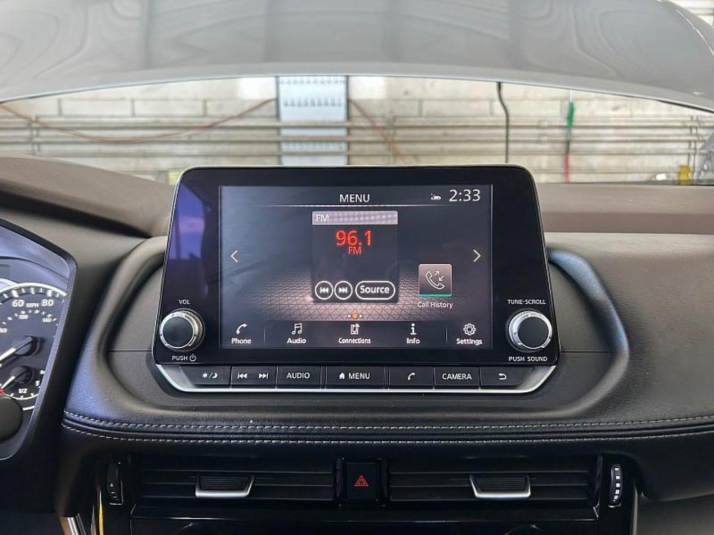 2021 SILVER Nissan Rogue (5N1AT3BBXMC) with an 4-Cyl 2.5 Liter engine, Automatic CVT w/Xtronic transmission, located at 412 Auto Vista Drive, Palmdale, 93551, (661) 945-0620, 34.592636, -118.136681 - Photo#24