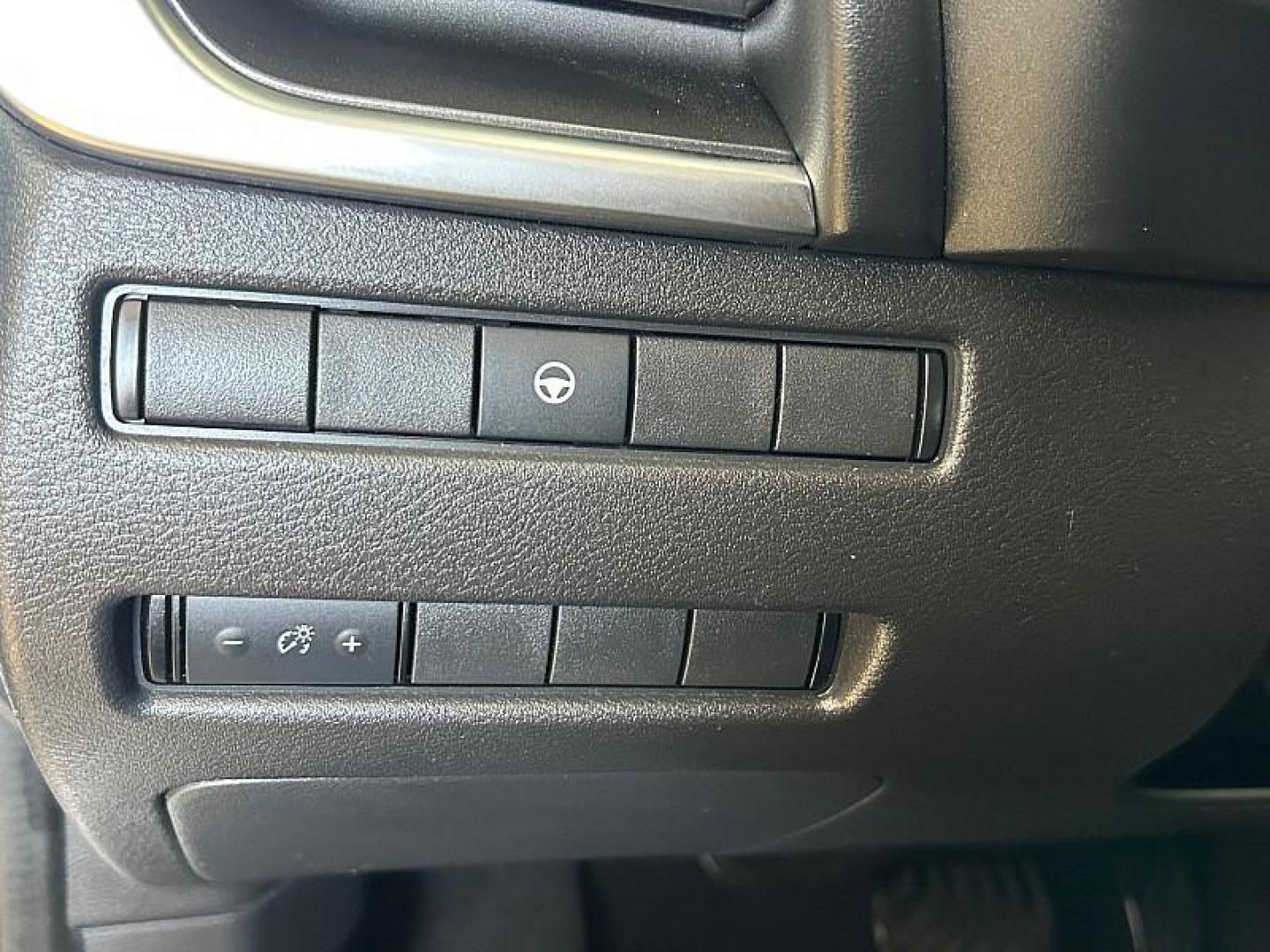 2021 SILVER Nissan Rogue (5N1AT3BBXMC) with an 4-Cyl 2.5 Liter engine, Automatic CVT w/Xtronic transmission, located at 412 Auto Vista Drive, Palmdale, 93551, (661) 945-0620, 34.592636, -118.136681 - Photo#30