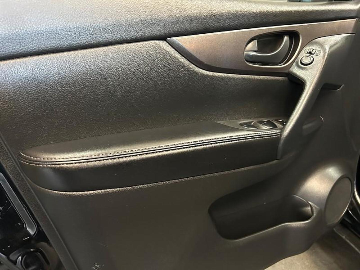 2021 BLACK Nissan Rogue Sport (JN1BJ1AV0MW) with an 4-Cyl 2.0 Liter engine, Automatic CVT w/Xtronic transmission, located at 412 Auto Vista Drive, Palmdale, CA, 93551, (661) 945-0620, 34.592636, -118.136681 - For 44 years, our family-owned and operated business has proudly served the community, becoming one of the largest independent used car and new car dealers in Southern California, thanks to the trust and support of our customers. Recognized as AV and rsquo;s Best Used Car Dealer for 25 years (1998-2 - Photo#8