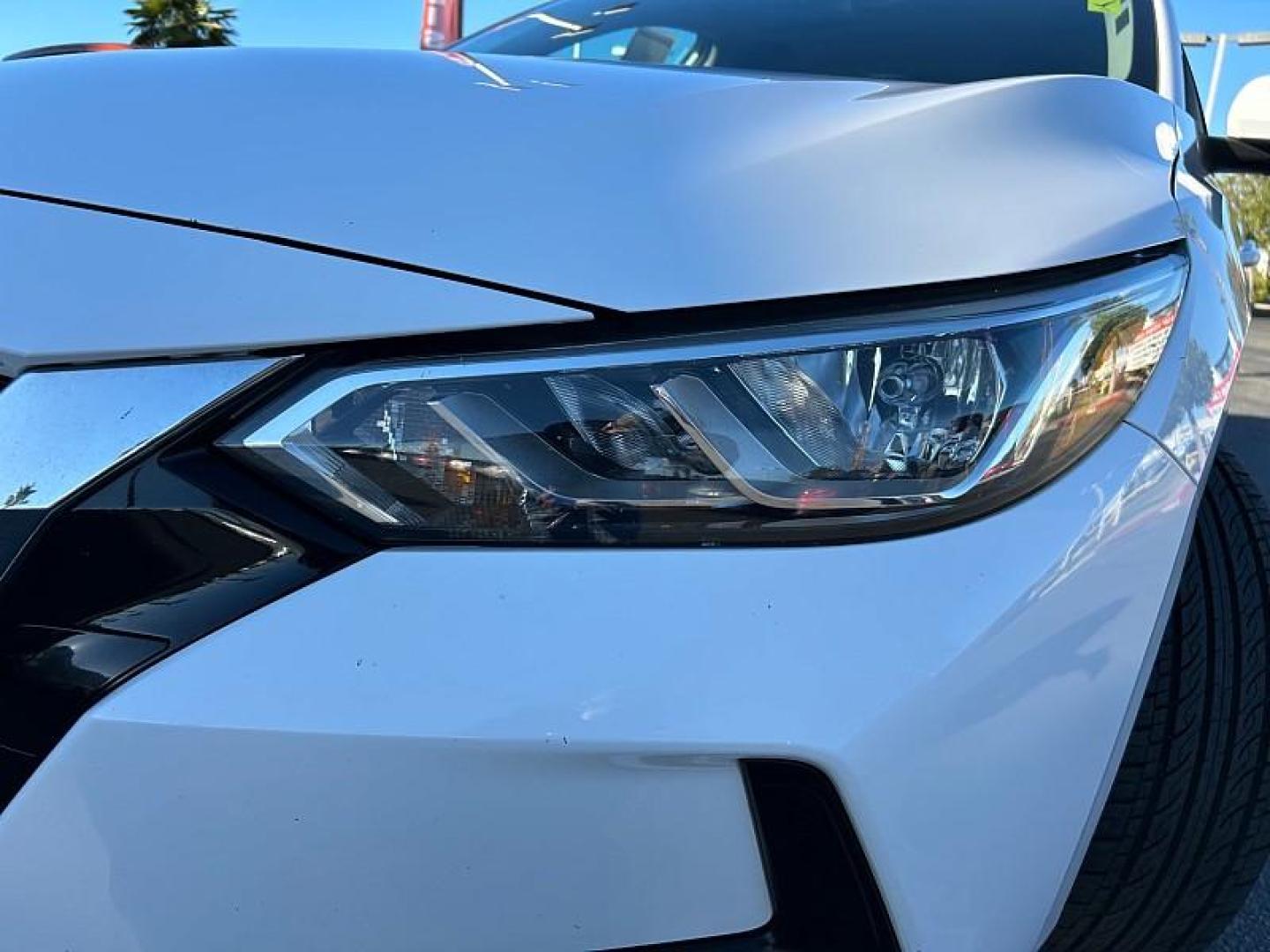 2021 WHITE Nissan Sentra (3N1AB8CV8MY) with an 4-Cyl 2.0 Liter engine, Automatic CVT w/Xtronic transmission, located at 412 Auto Vista Drive, Palmdale, 93551, (661) 945-0620, 34.592636, -118.136681 - Photo#8