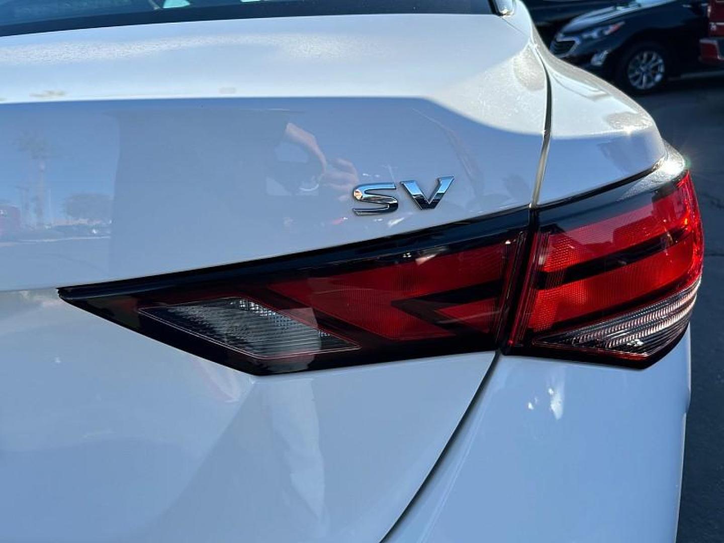 2021 WHITE Nissan Sentra (3N1AB8CV8MY) with an 4-Cyl 2.0 Liter engine, Automatic CVT w/Xtronic transmission, located at 412 Auto Vista Drive, Palmdale, 93551, (661) 945-0620, 34.592636, -118.136681 - Photo#12