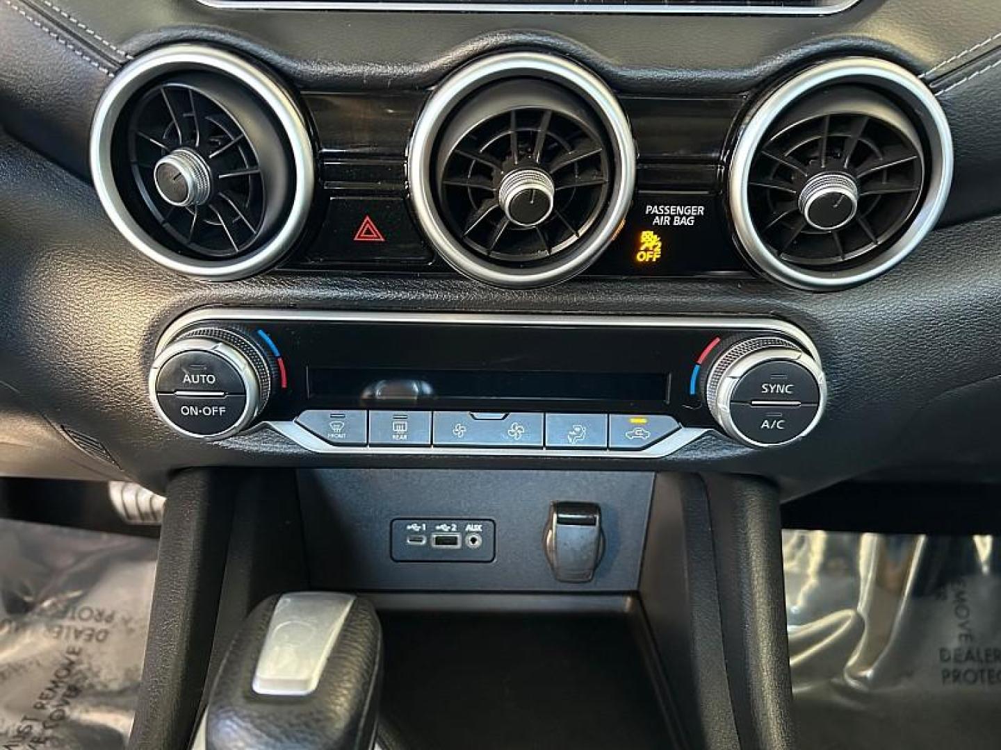 2021 WHITE Nissan Sentra (3N1AB8CV8MY) with an 4-Cyl 2.0 Liter engine, Automatic CVT w/Xtronic transmission, located at 412 Auto Vista Drive, Palmdale, 93551, (661) 945-0620, 34.592636, -118.136681 - Photo#19