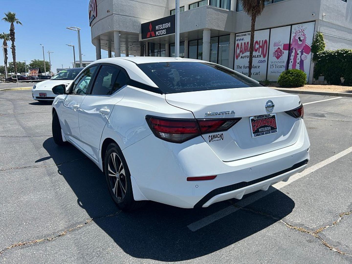 2021 WHITE Nissan Sentra (3N1AB8CV1MY) with an 4-Cyl 2.0 Liter engine, Automatic CVT w/Xtronic transmission, located at 412 Auto Vista Drive, Palmdale, 93551, (661) 945-0620, 34.592636, -118.136681 - Photo#6