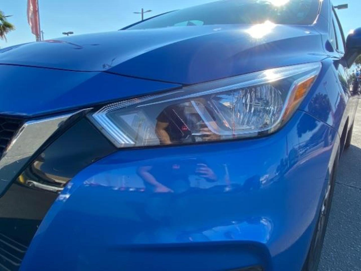 2021 BLUE Nissan Versa (3N1CN8EV9ML) with an 4-Cyl 1.6 Liter engine, Automatic CVT w/Xtronic transmission, located at 412 Auto Vista Drive, Palmdale, 93551, (661) 945-0620, 34.592636, -118.136681 - Photo#10