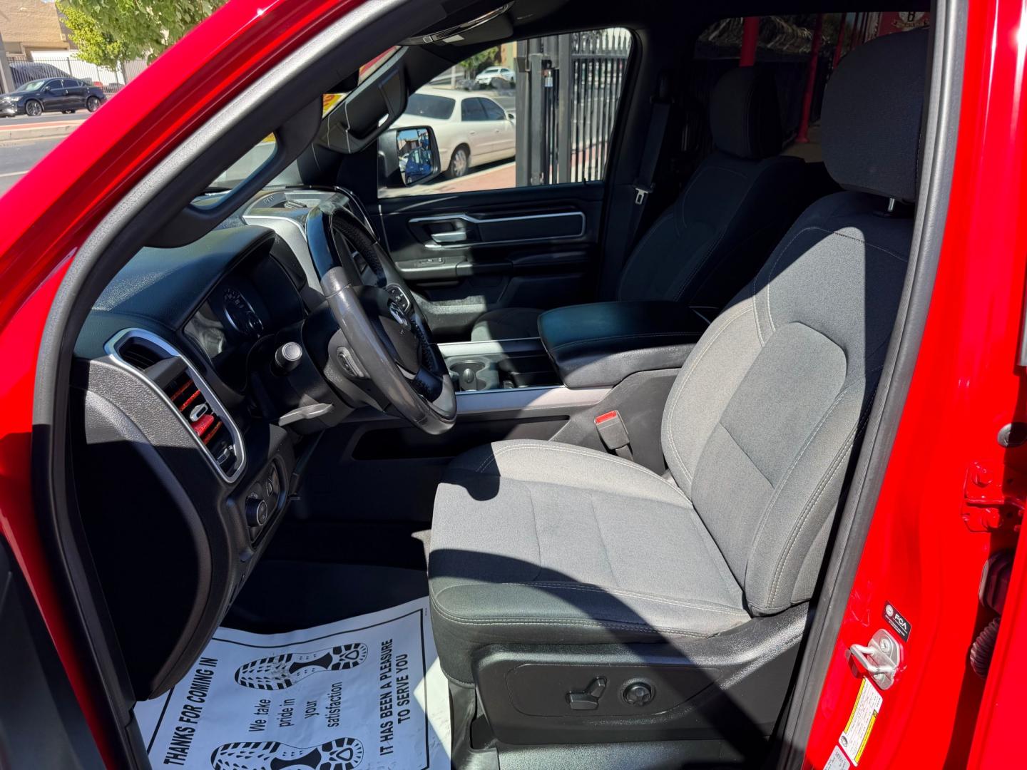 2021 RAM 1500 Big Horn Crew Cab SWB 2WD (1C6RREFT8MN) with an 5.7L V8 OHV 16V engine, 8A transmission, located at 744 E Miner Ave, Stockton, CA, 95202, (209) 944-5770, 37.956863, -121.282082- Photo#9