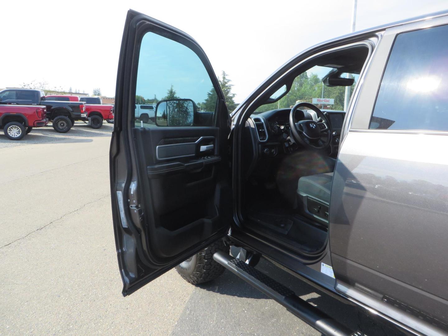 2021 Gray /GREY RAM 2500 Big Horn Crew Cab SWB 4WD (3C6UR5DL7MG) with an 6.7L L6 OHV 24V TURBO DIESEL engine, 6A transmission, located at 2630 Grass Valley Highway, Auburn, CA, 95603, (530) 508-5100, 38.937893, -121.095482 - Must have AEV Prospector Ram 2500. - Photo#24
