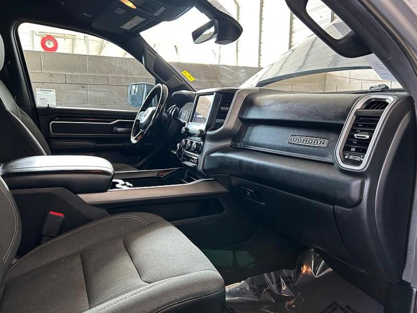 2021 SILVER Ram 1500 2WD (1C6RREFT7MN) with an 8-Cyl 5.7 Liter engine, Automatic 8-Spd transmission, located at 412 Auto Vista Drive, Palmdale, 93551, (661) 945-0620, 34.592636, -118.136681 - Photo#28